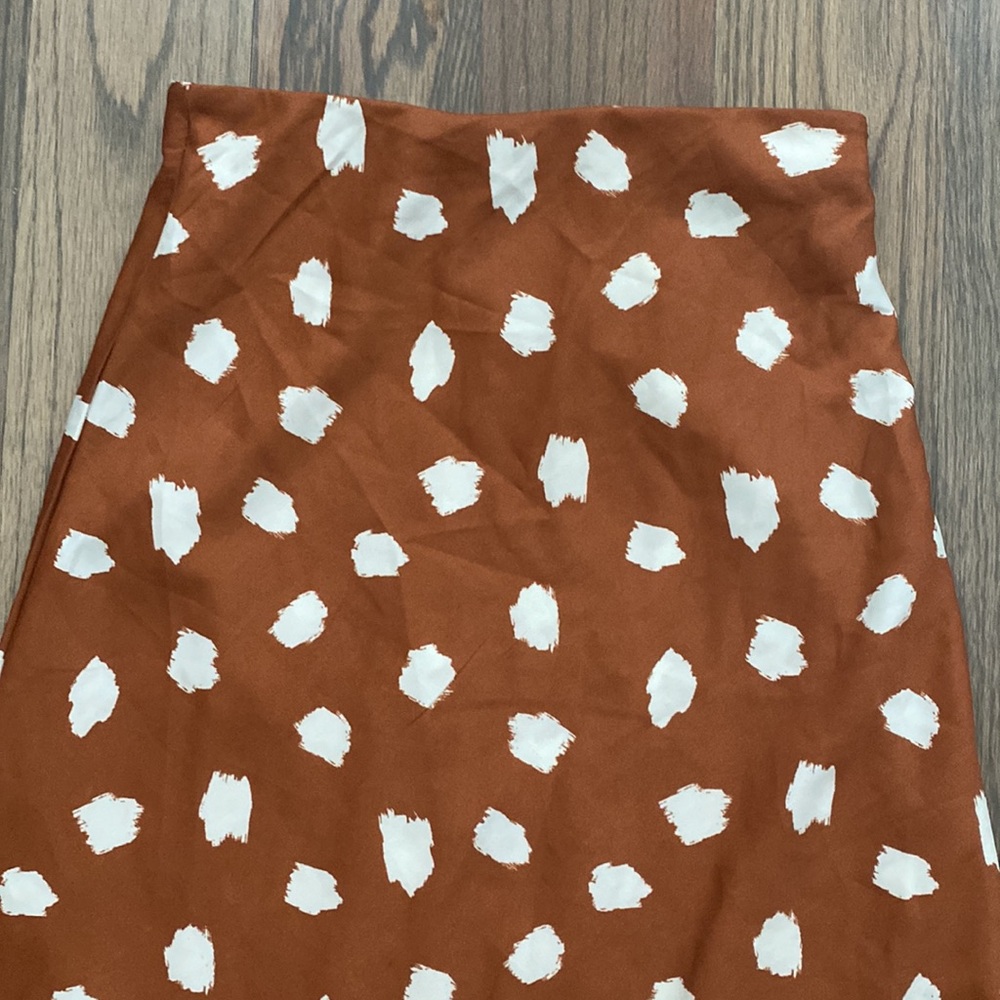 FOREVER 21 midi skirt :) - Picture 3 of 5